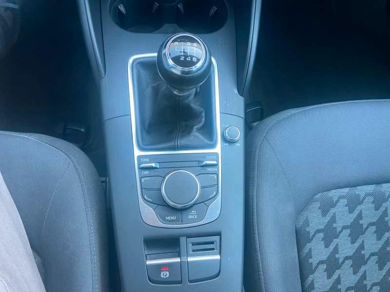 AUDI A3 Sportback 1.6 tdi Attraction
