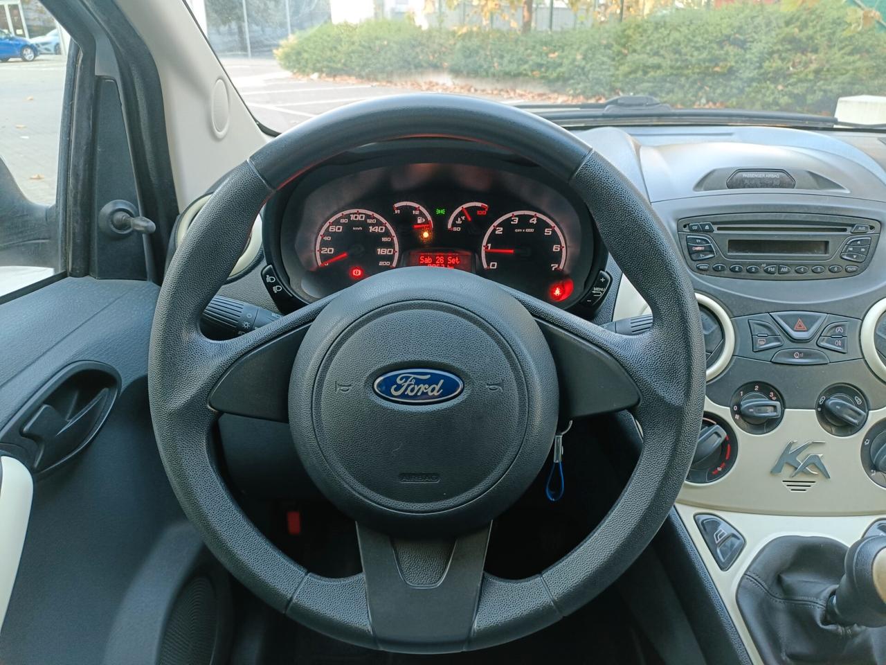 Ford Ka 1.2 8V 69 CV Black&White Edition