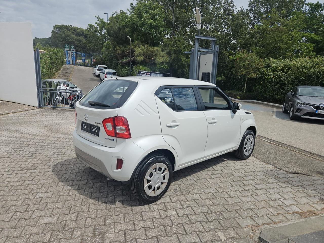 Suzuki Ignis 1.2 Hybrid Top