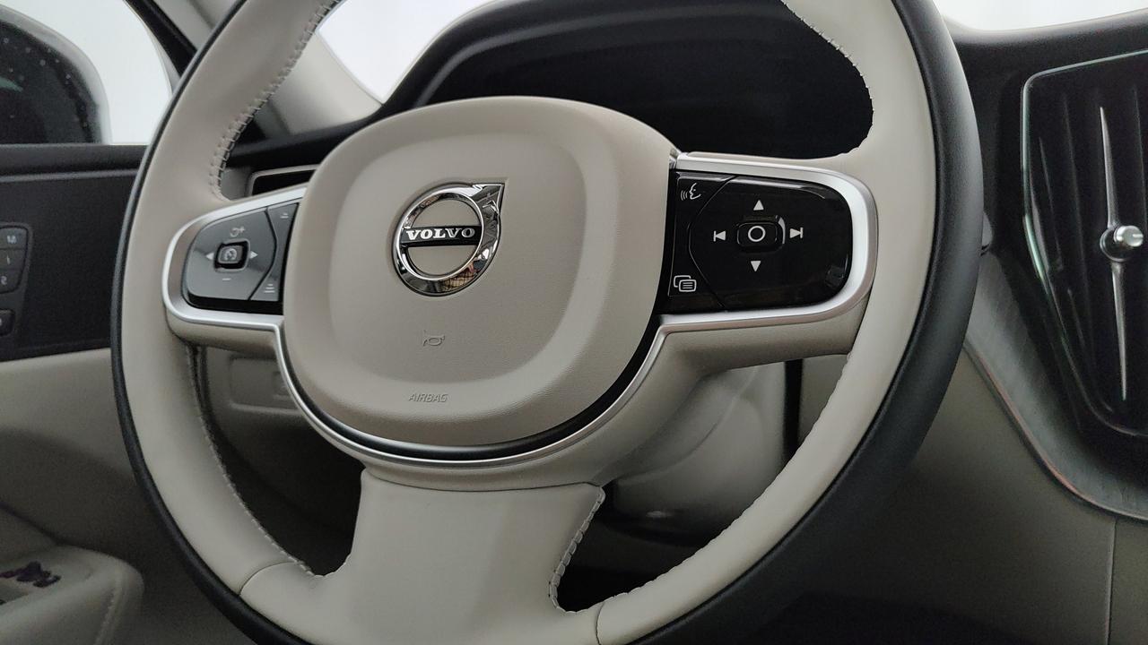 VOLVO XC60 2.0 t6 phev Plus Dark awd auto