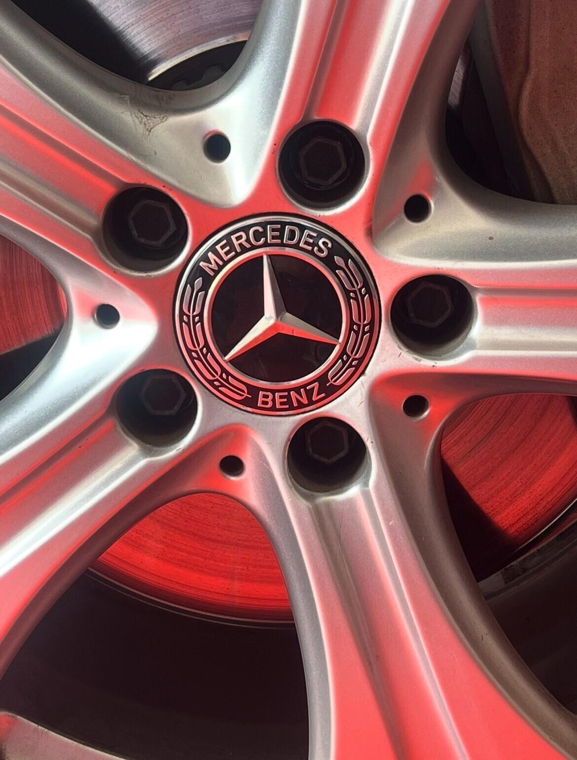 MERCEDES-BENZ GLC 250 D 4MATIC PREMINUM AUTOMATICO CERCHI 18 PELLE TOTALE TELECAMERA 360 GRADI