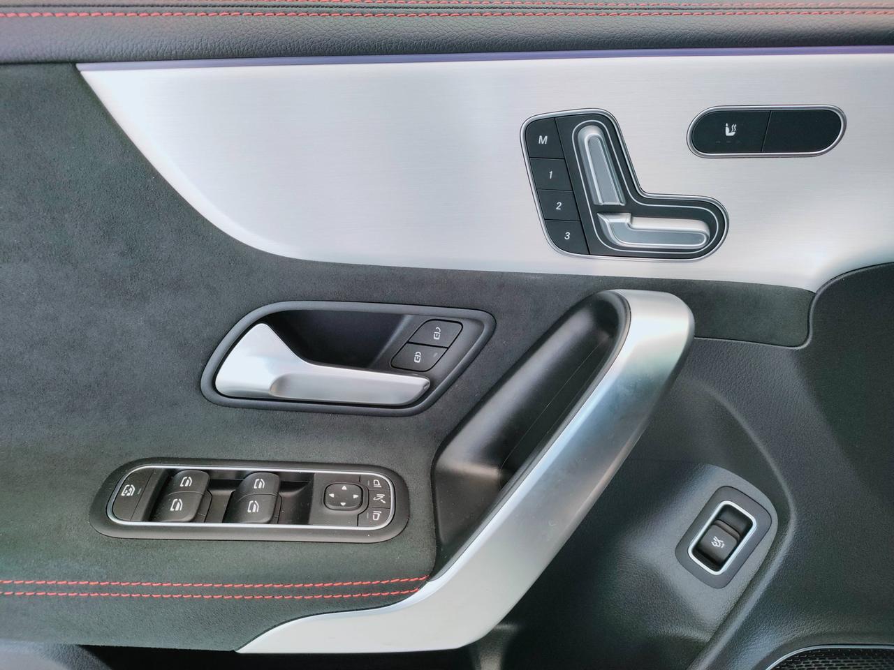 Mercedes-Benz CLA Coupe - C118 2023 - CLA Coupe AMG 35 AMG Line Premium Plus 4matic auto