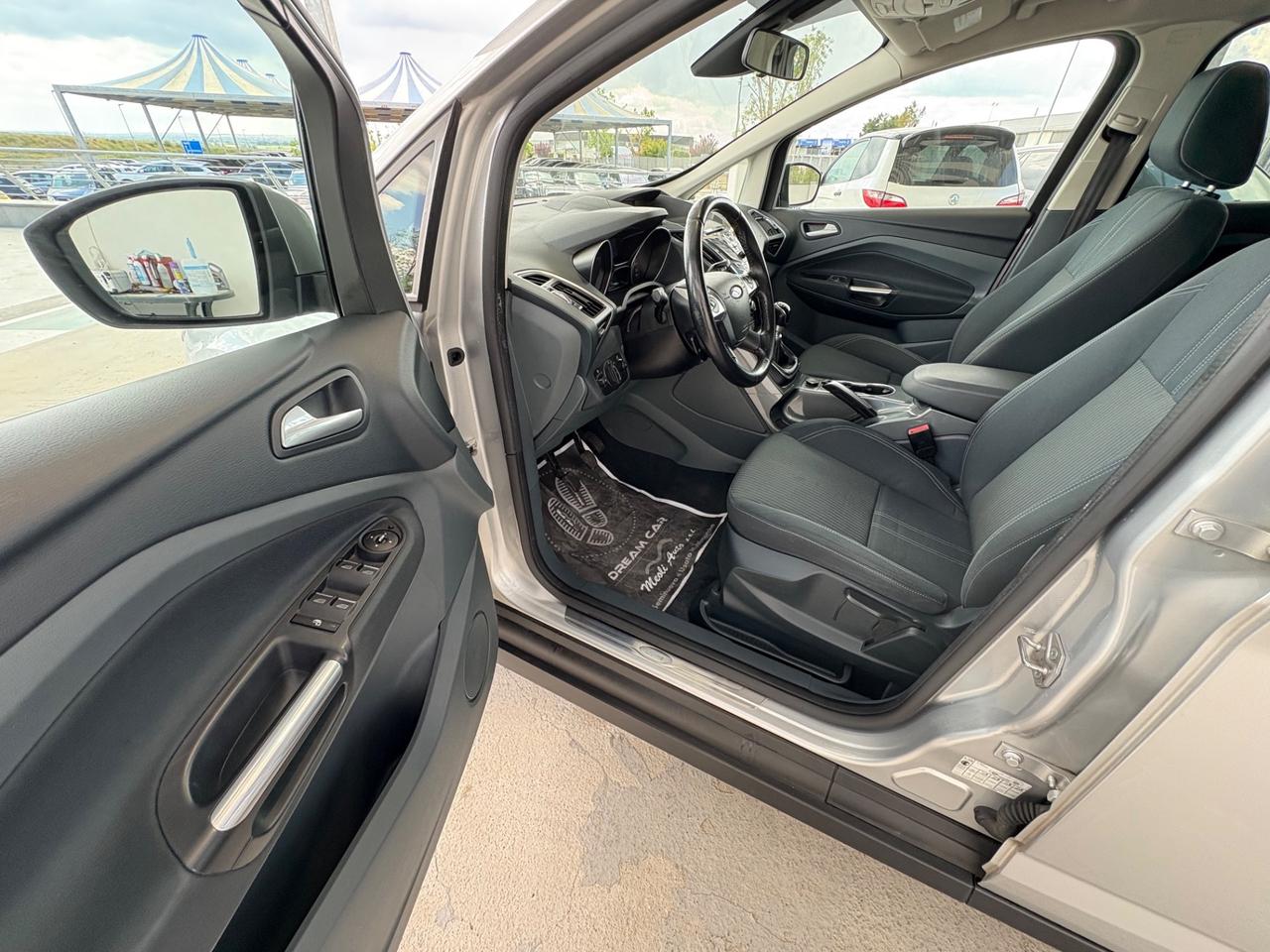 Ford C-Max 1.6 TDCi 115CV Titanium