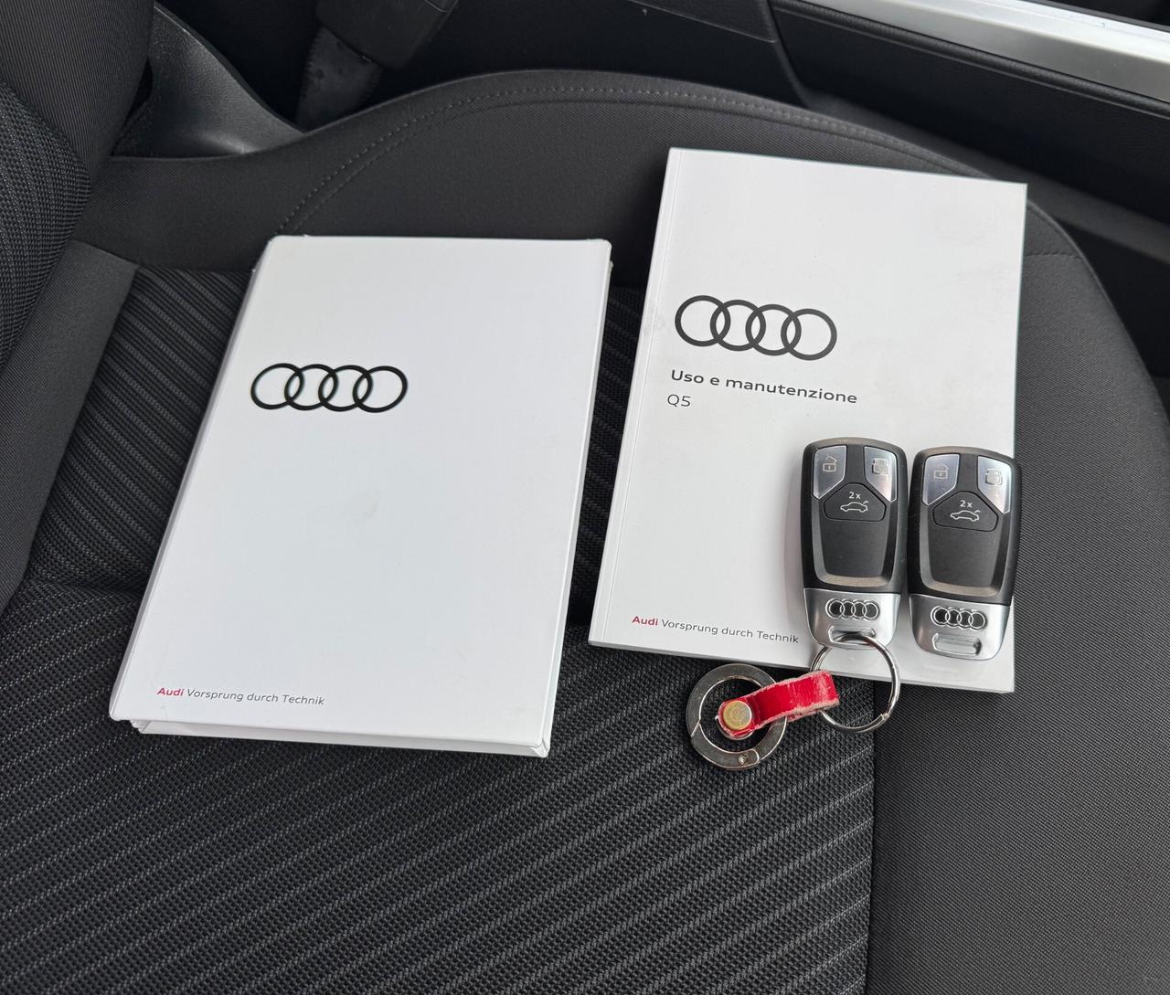Audi Q5 2.0 TDI 204cv - NEW MODEL - 2021