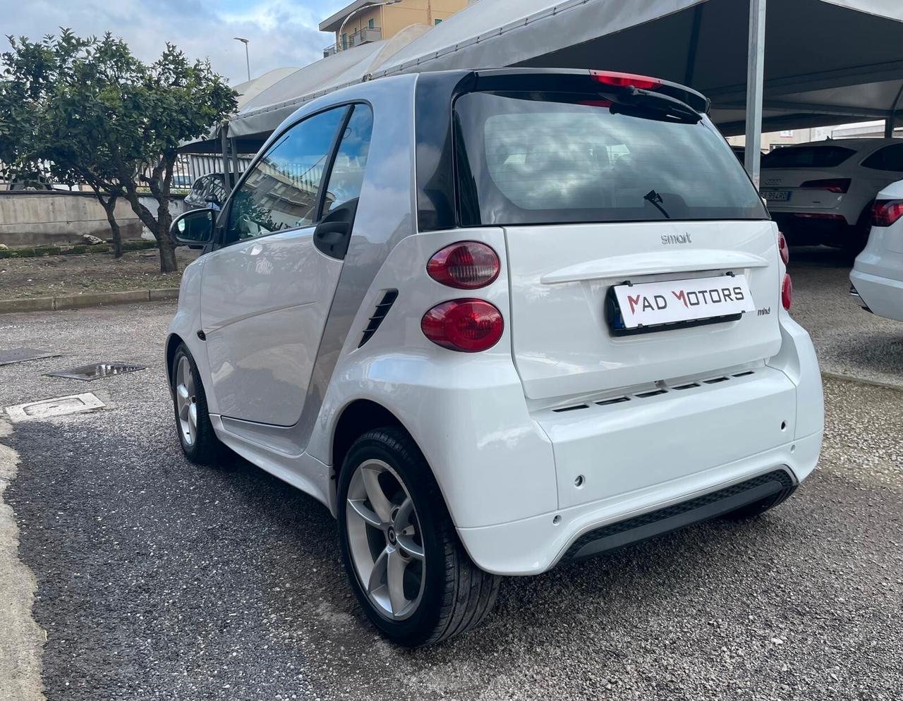 Smart ForTwo 1000 52 kW MHD coupé passion