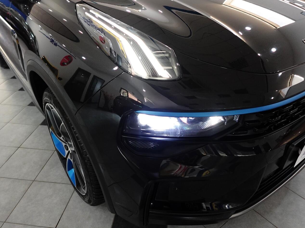 Lynk and Co 01 1.5 BZ 261 CV PHEV 01