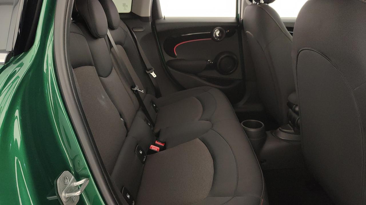 MINI Mini IV F55 2021 5p - Mini 5p 1.5 Cooper Classic auto