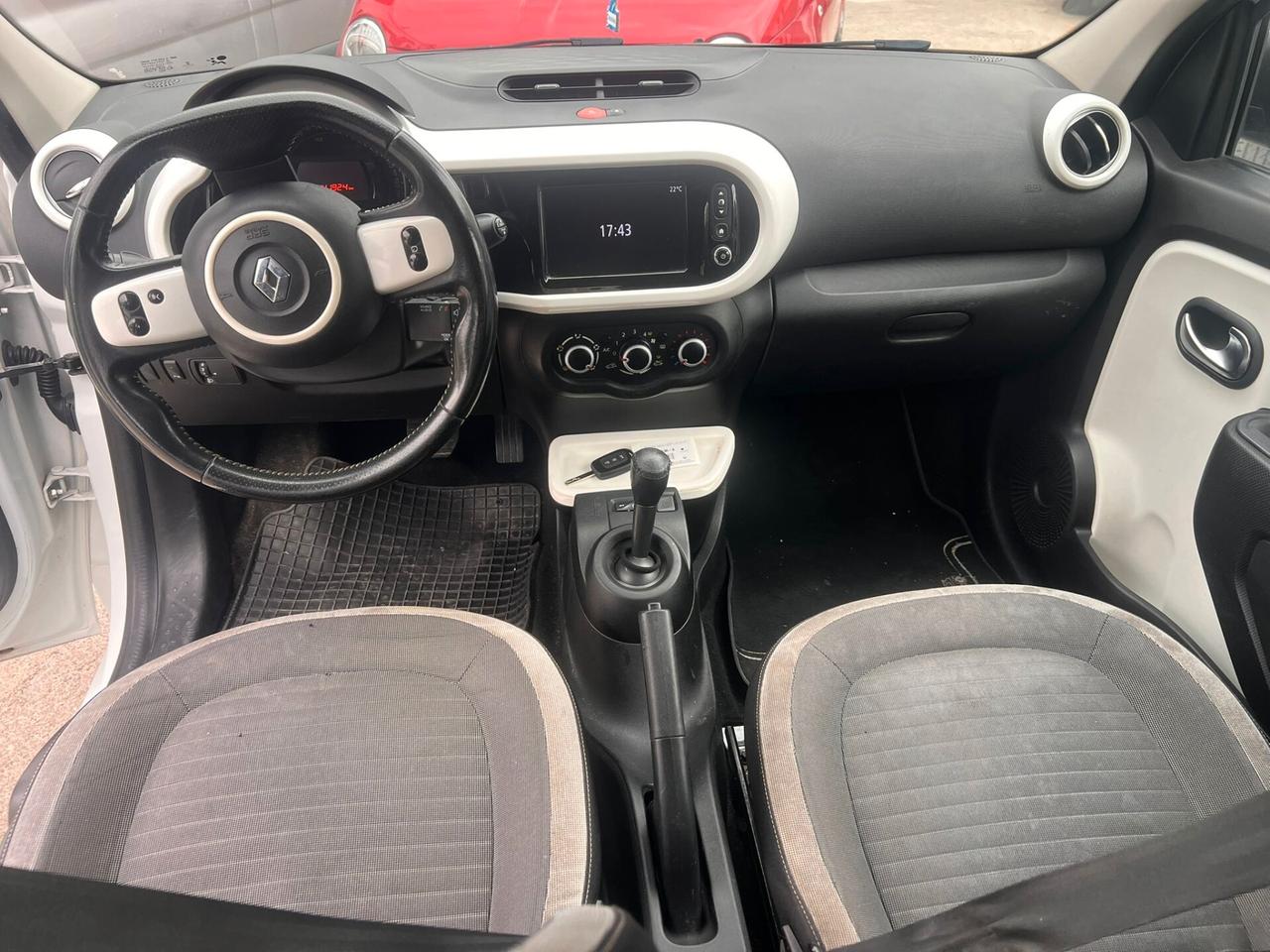 Renault Twingo TCe 90 CV EDC Lovely