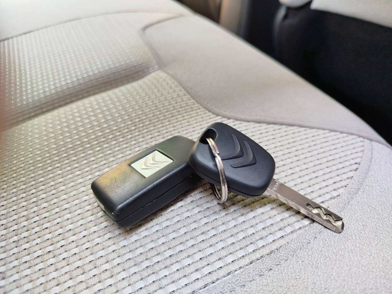 Citroen C3 1.4 BENZIN 95cv / 52.000km / Unipro