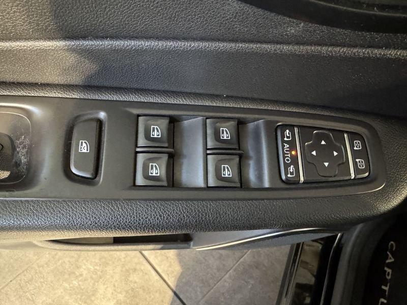 Renault Captur Captur dCi 8V 110 CV Start&Stop Energy Initiale Paris