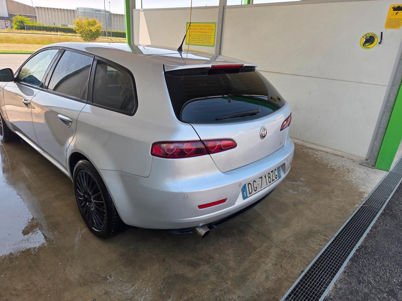 Alfa Romeo 159 1.9 JTDm Sportwagon Distinctive 2008