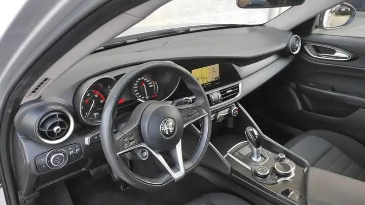 Alfa Romeo Giulia 2.2 Turbodiesel 150 CV AT8 Business