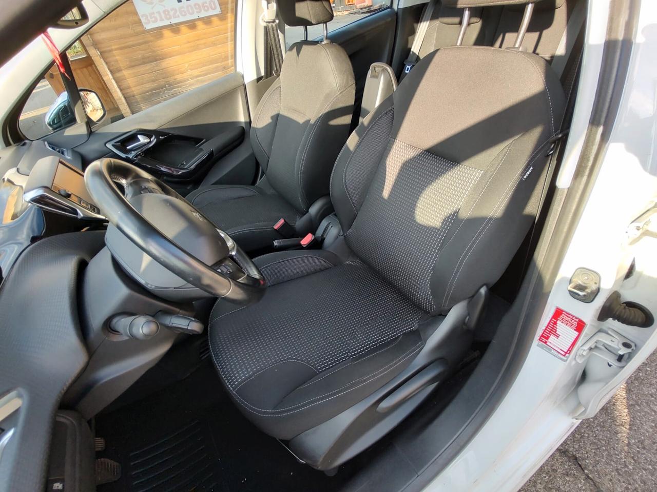 Peugeot 208 PureTech 82 5p. GPL Allure, BENZINA\GPL, OK NEOPATENTATI, GARANZIA L.12 MESI