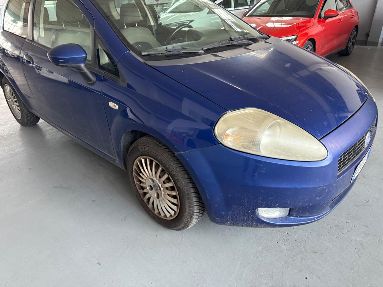 FIAT GRANDE PUNTO 3 PORTE NEOPATENTATI