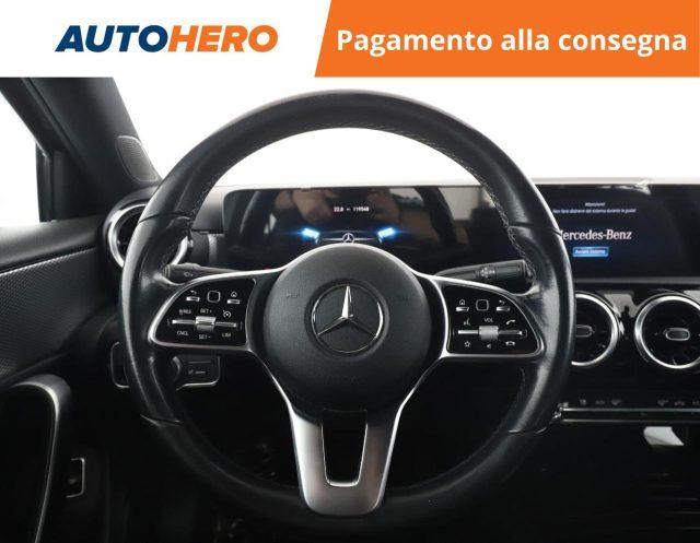 MERCEDES-BENZ A 180 d Automatic Sport