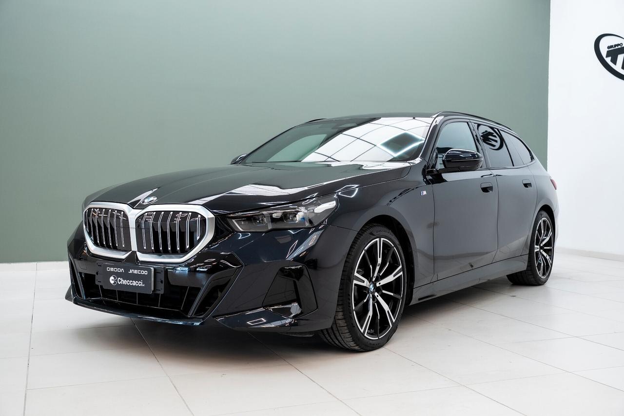 BMW 520d Serie 5 G61 Touring 48V xdrive MSport Pro auto IVA ESPOSTA