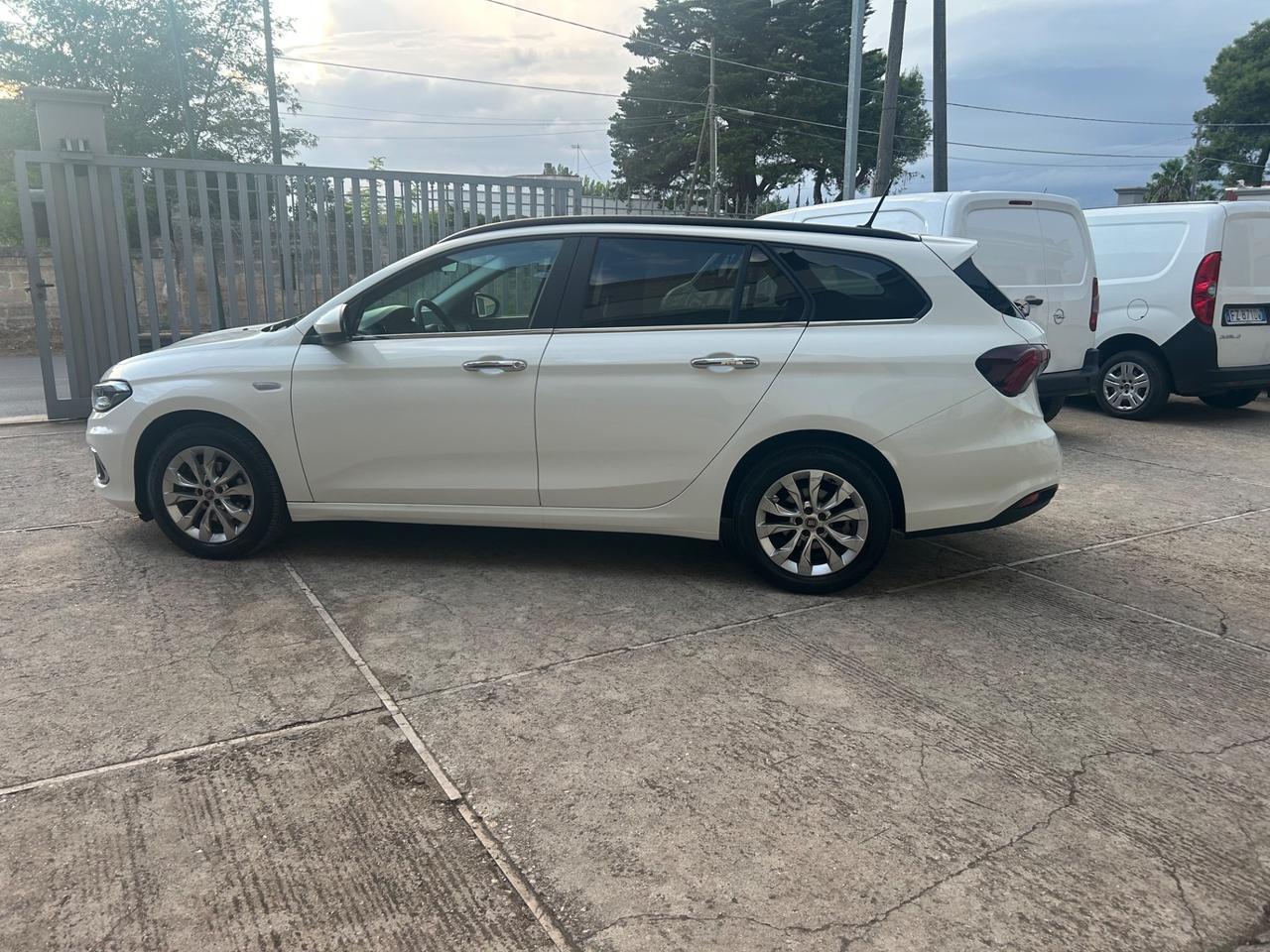 Fiat Tipo 1.6 Mjt S&S SW S-Design
