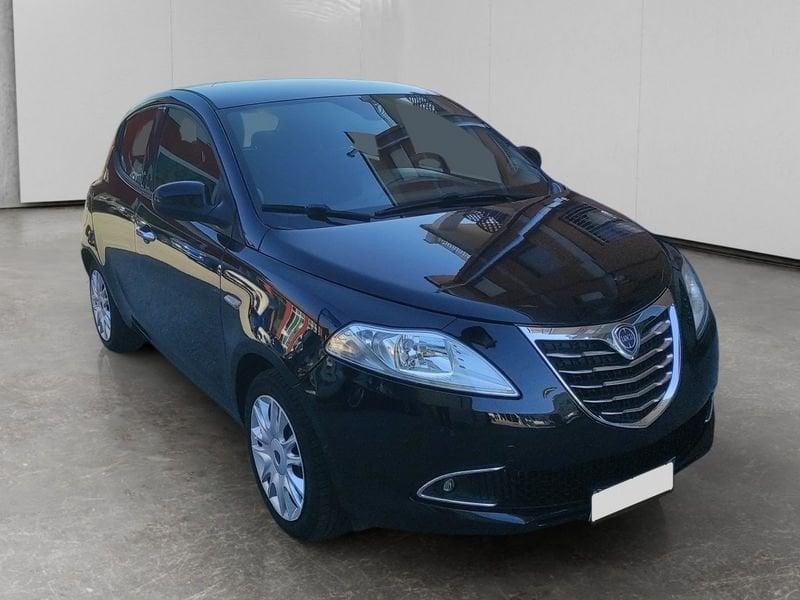 Lancia Ypsilon 1.2 8v Silver s&s 69cv