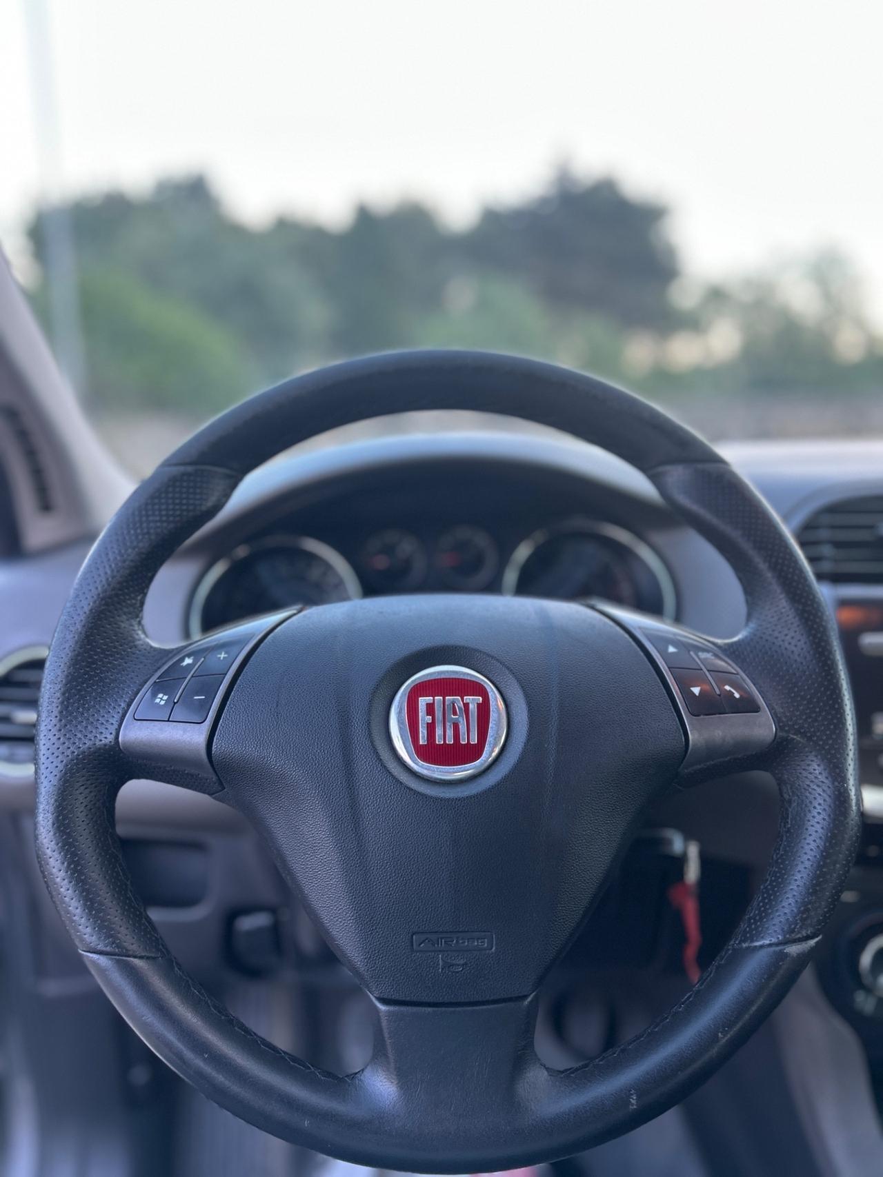 Fiat Bravo 1.6 MJT 105 CV DPF Dynamic-2011