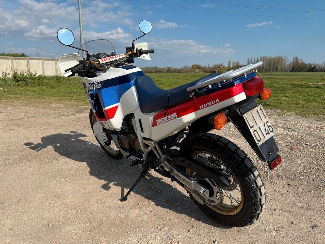 Honda XRV 650 Africa Twin RD03