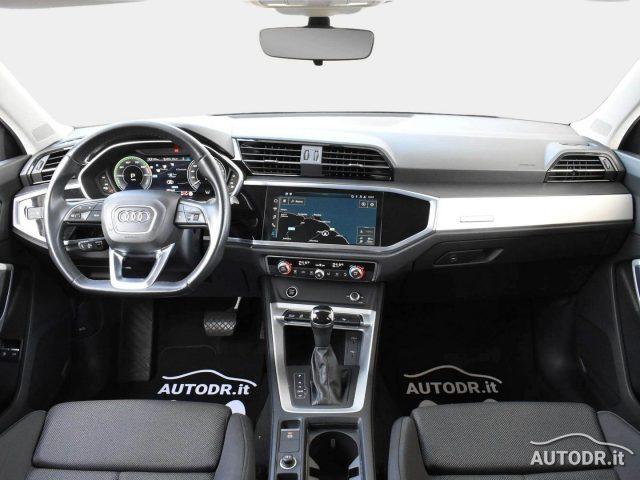 AUDI Q3 SPB 45 TFSIe S-Tronic S-Line LED, Navi, Cerchi 19"