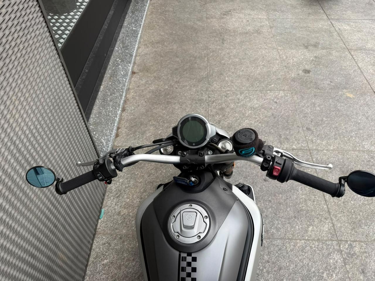 Cf Moto 700CL-X