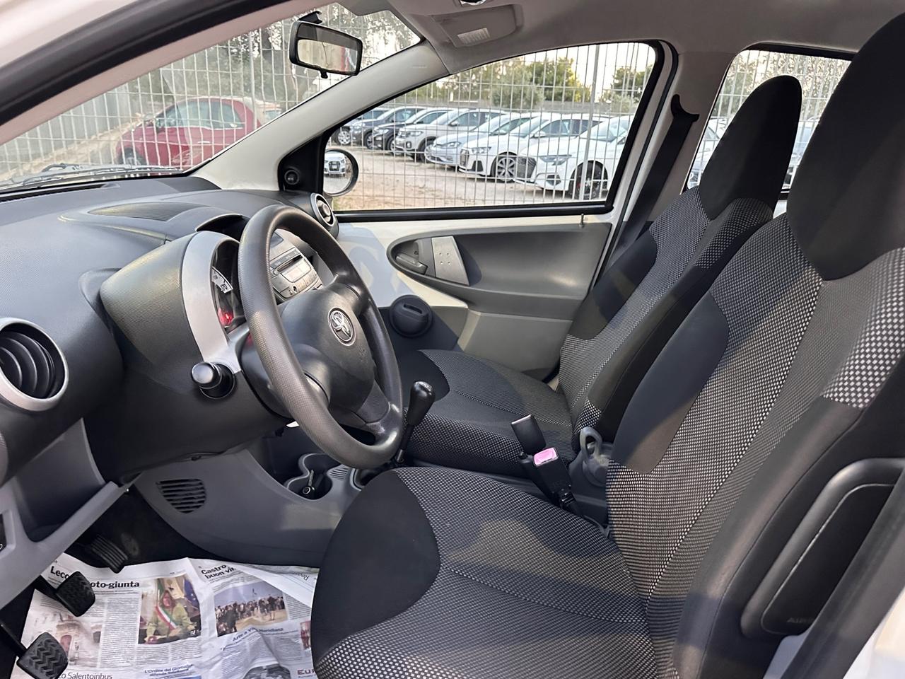 Toyota Aygo 1.0 5 porte Now-2010