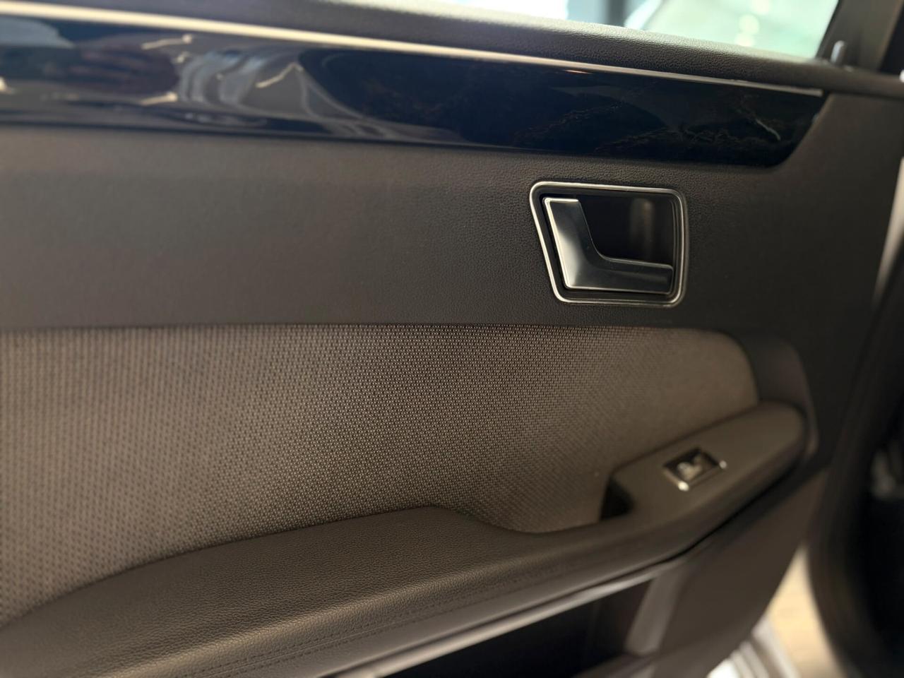 Mercedes-benz E 220 CDI 2.2 170 CV BlueEFFICIENCY Avantgarde