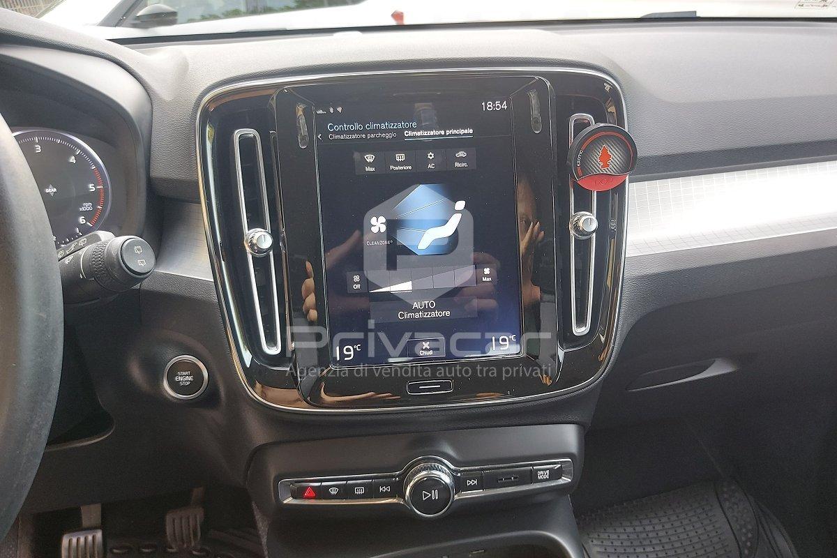 VOLVO XC40 D3 Momentum