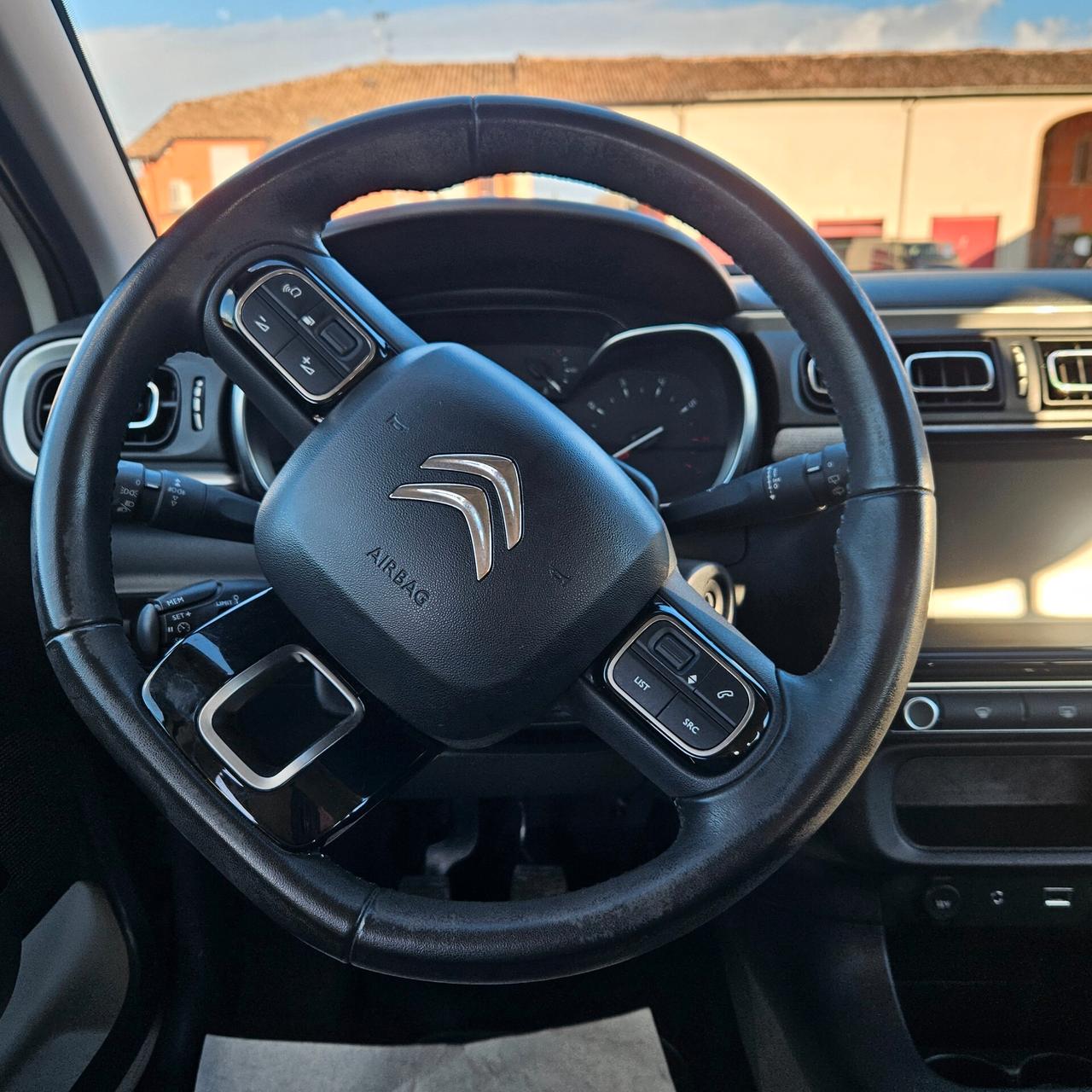 Citroen C3 1.2 NEOPATENTATI PREZZO FINALE E REALE