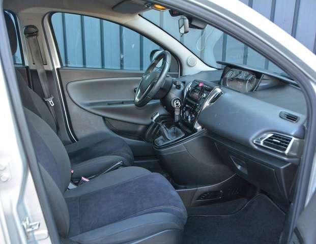 Lancia Ypsilon 1.3 mjt 5p * OK NEOPATENTATI * BELLISSIMA
