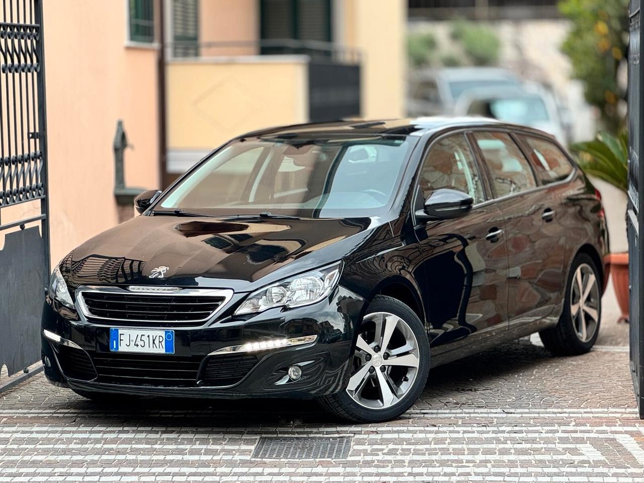 Peugeot 308 BlueHDi 120 S&S SW Allure