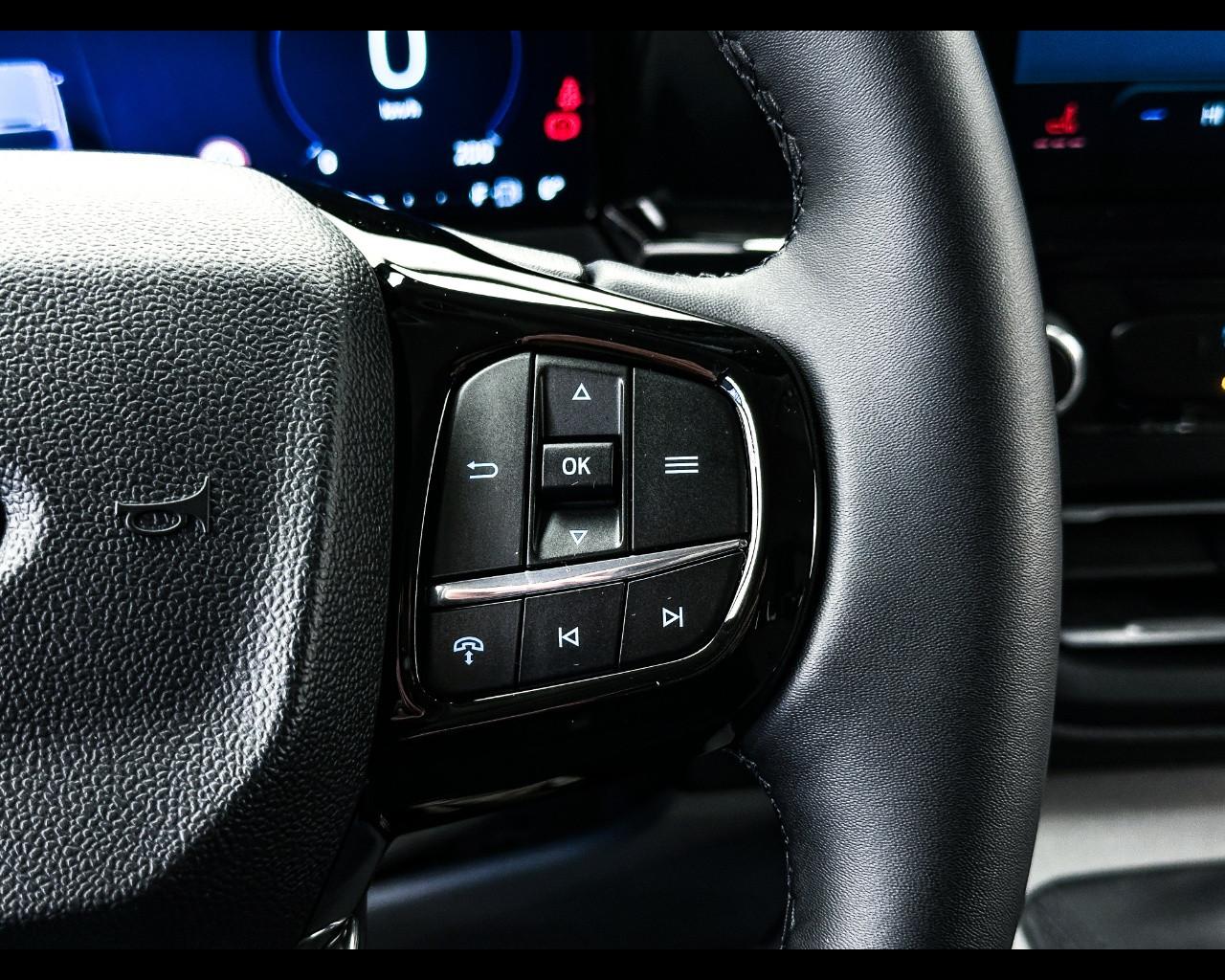 FORD Tourneo Custom 2ªs - Tourneo Custom 320 2.0 EcoBlue 150CV PL Titanium