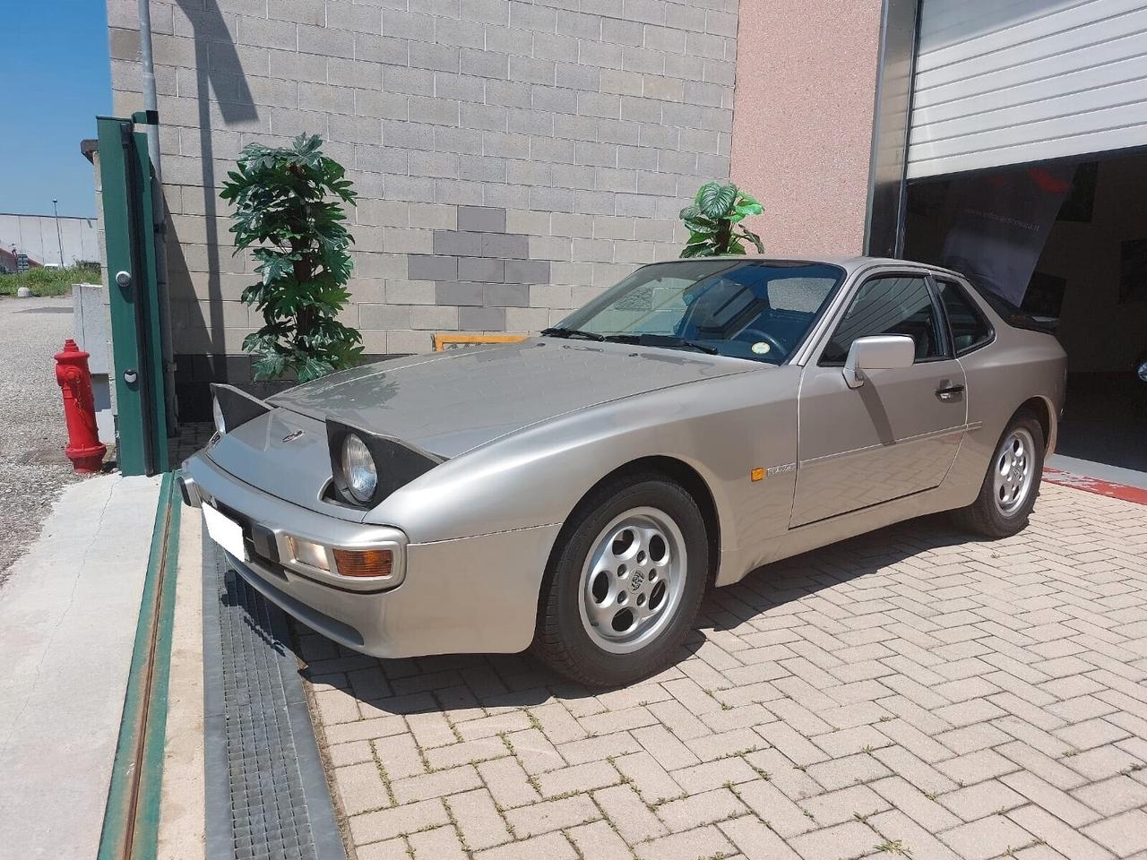 Porsche 944 S Coupe 2.5 190CV COUPE' 16 VENTILER A.S.I