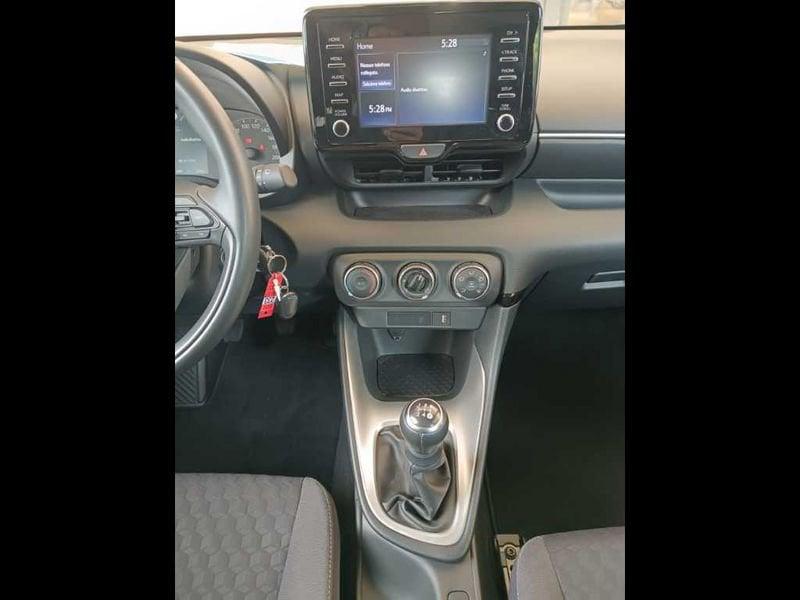 Toyota Yaris 4ª serie 1.0 5 porte Active