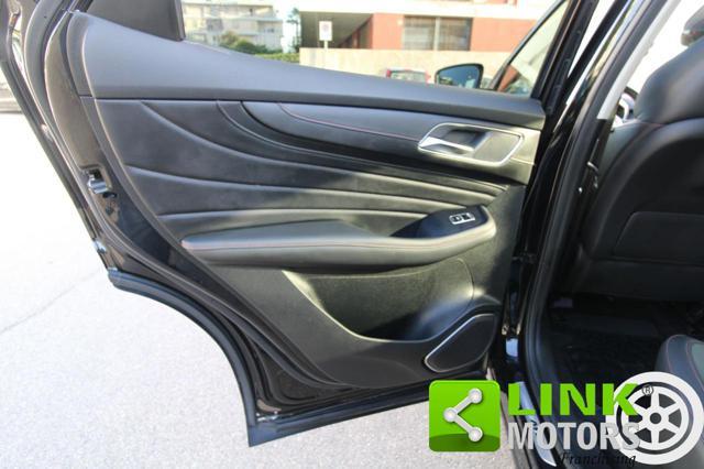 MG HS 1.5T-GDI AT Luxury