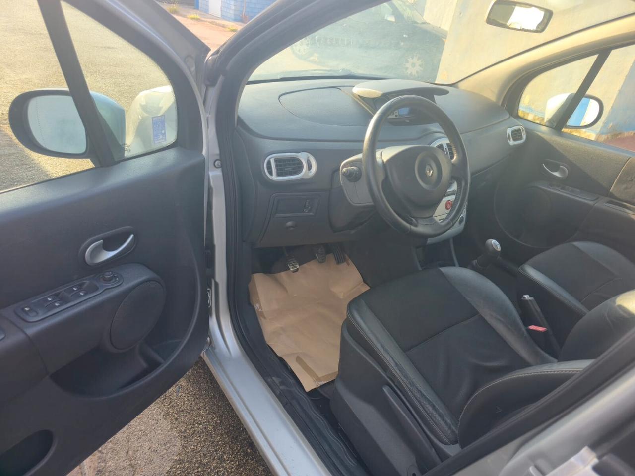 Renault Modus 1.5 dCi 85CV Dynamique