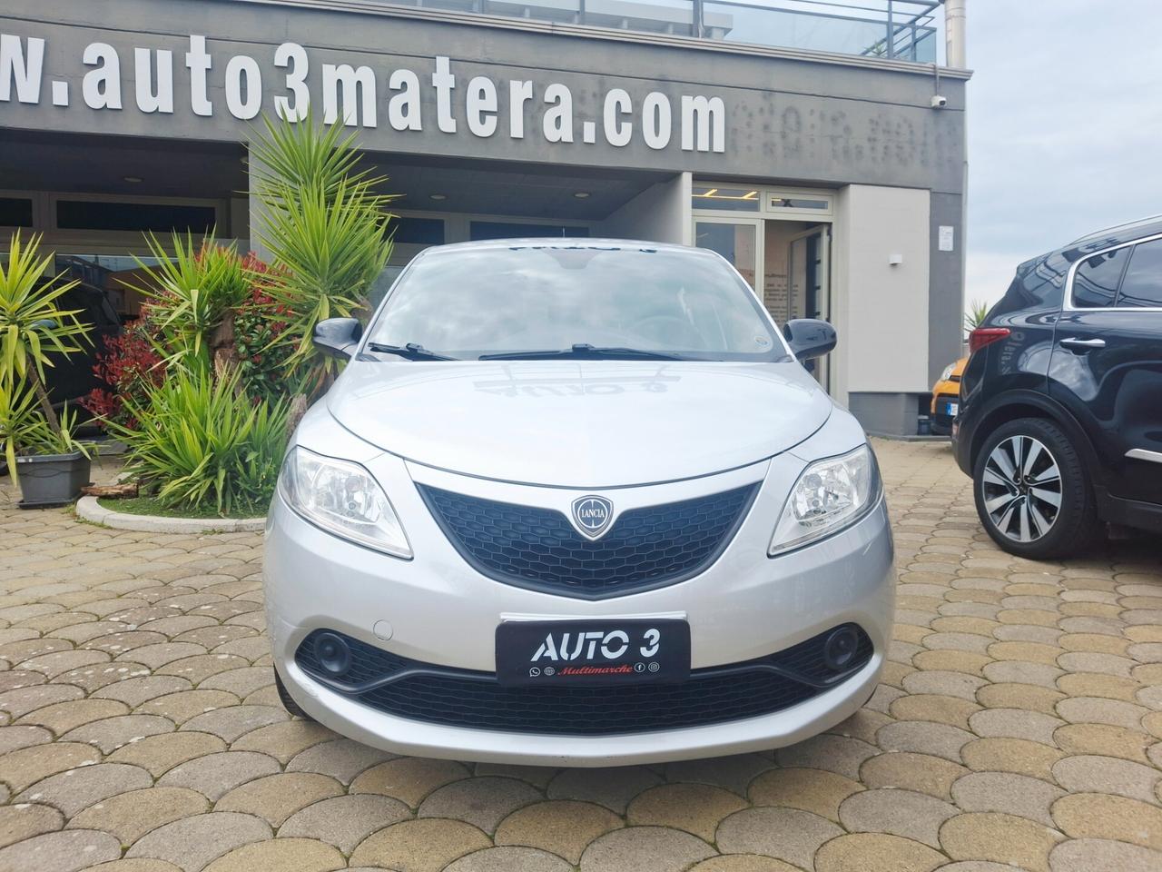 Lancia Ypsilon 1.2 69 CV 5 porte GPL Ecochic Gold