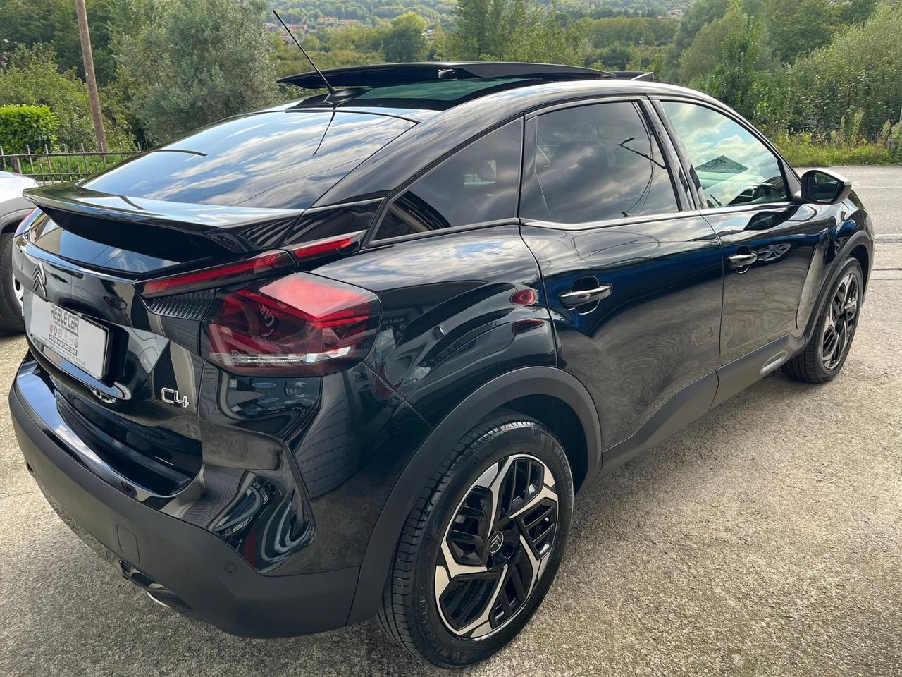 Citroen C4 1.5 BlueHDi 130CV S&S EAT8 Shine TETTO