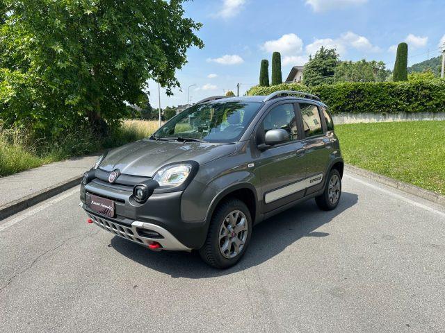 FIAT Panda CROSS 0.9 TwinAir Turbo S&S 4x4 5 POSTI