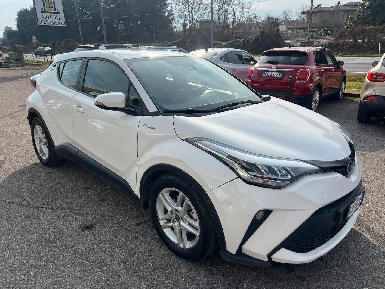 Toyota C-HR 1.8 Hybrid E-CVT Active