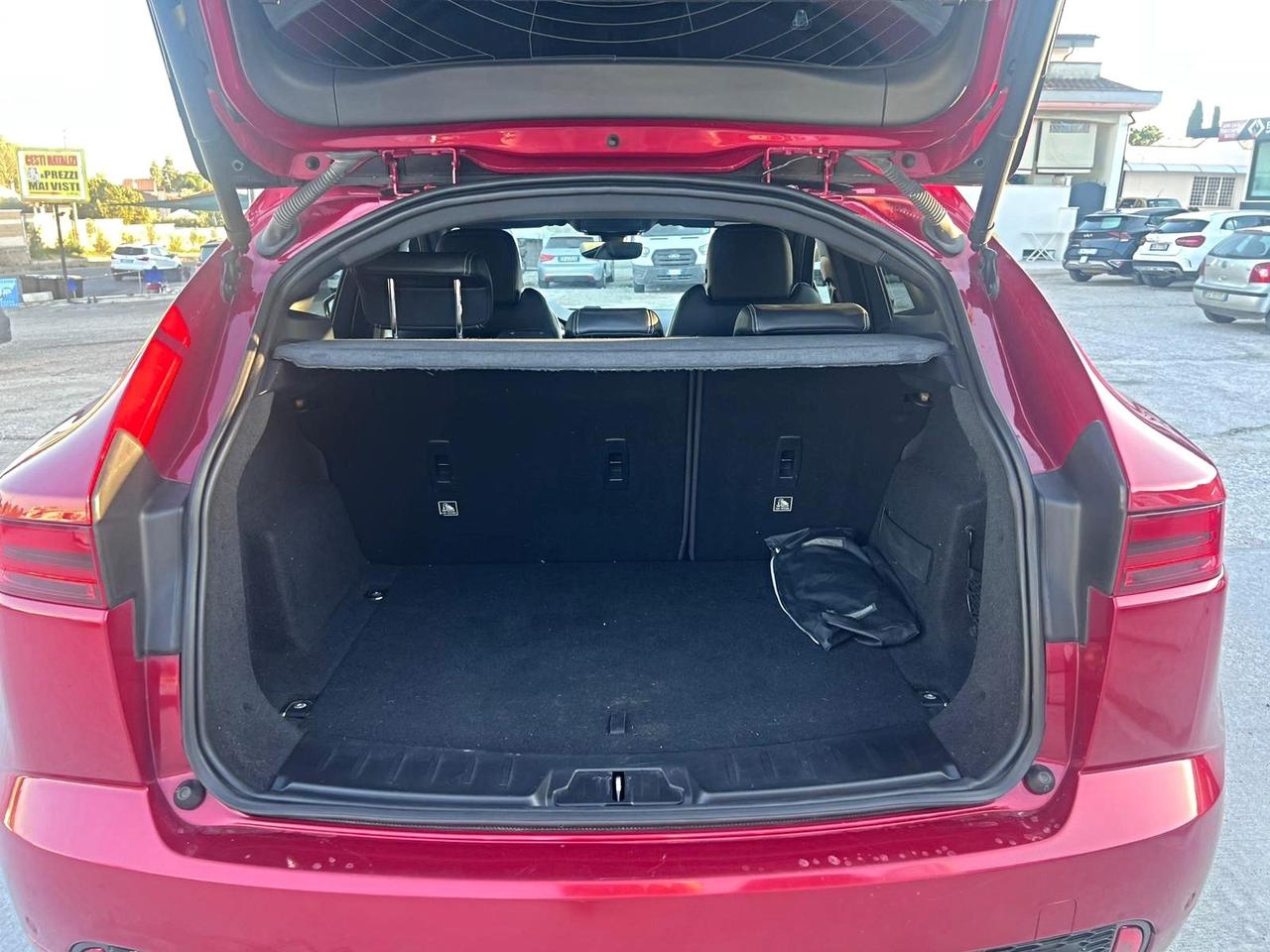 Jaguar E-Pace 2.0D 150 CV AWD aut. R-Dynamic HSE