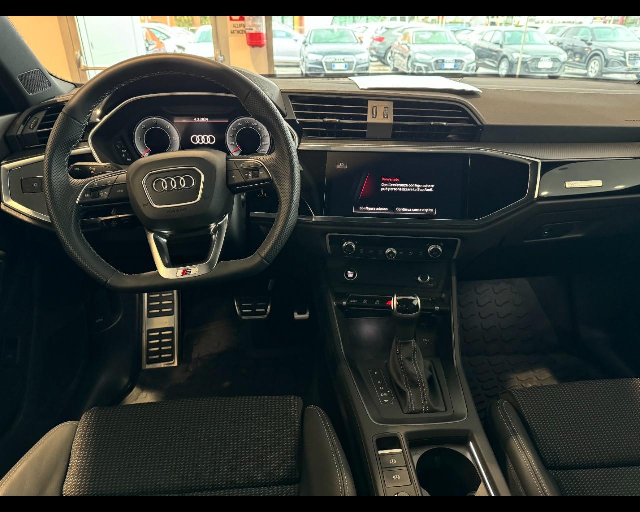 AUDI Q3 35 TDI S-TRONIC IDENTITY BLACK