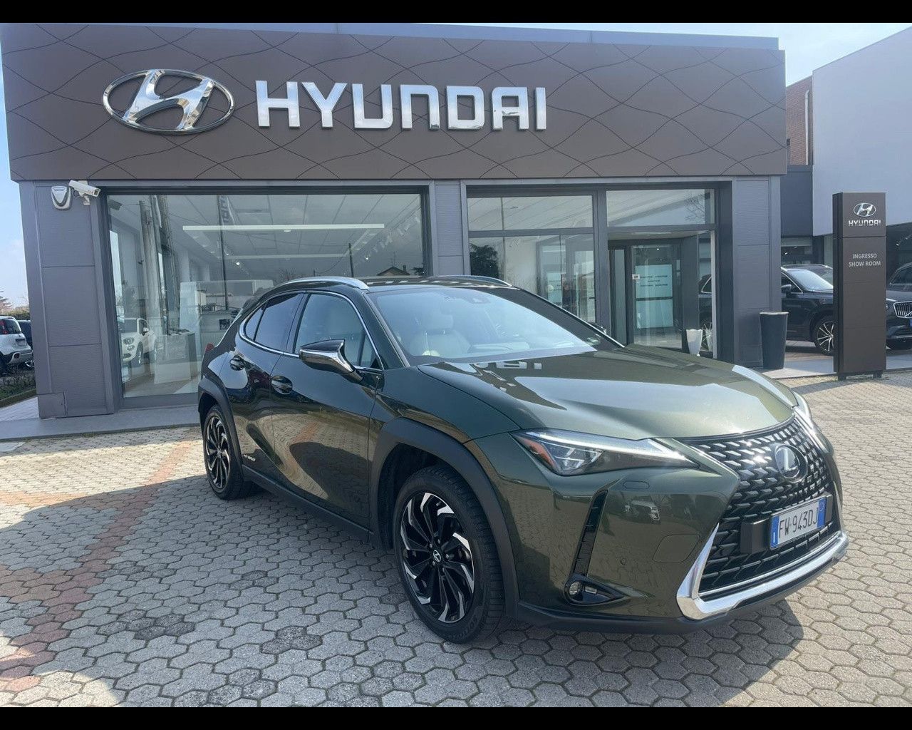 LEXUS UX 2019 UX 250h 2.0 F-Sport 4wd cvt