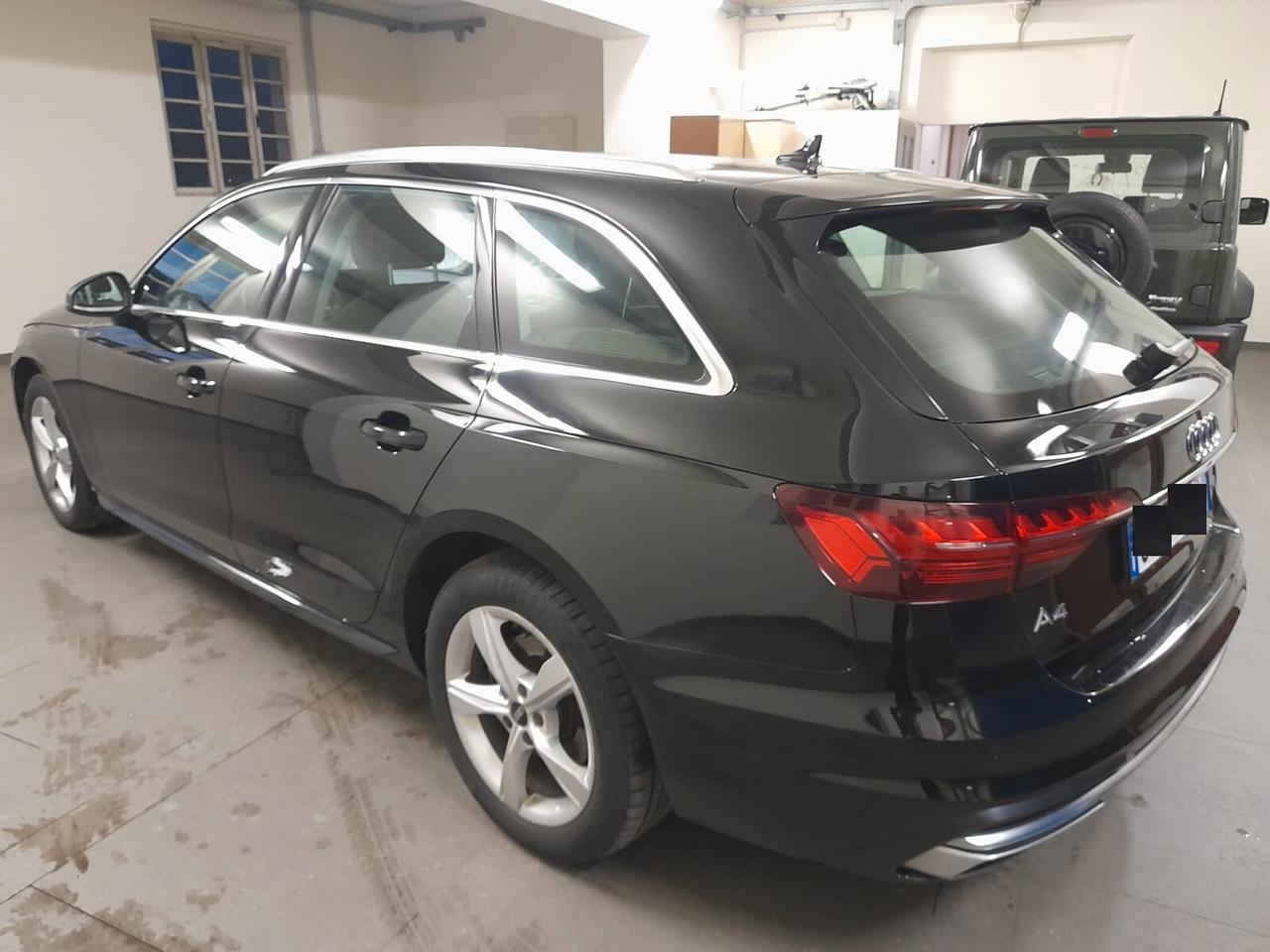 Audi A4 Avant 40 TDI quattro S tronic Business Adv 4x4