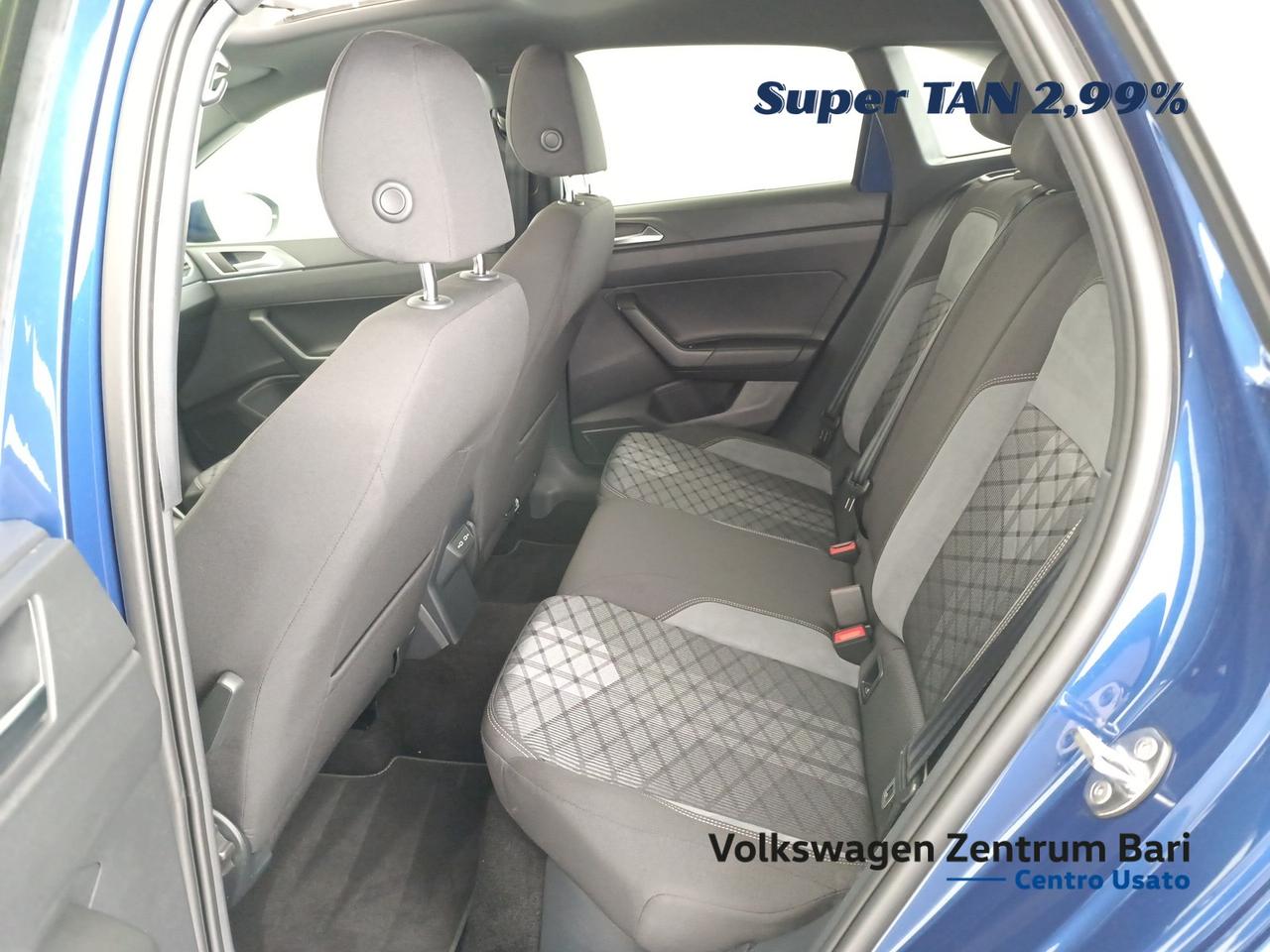 Volkswagen Taigo 1.0 tsi r-line 115cv