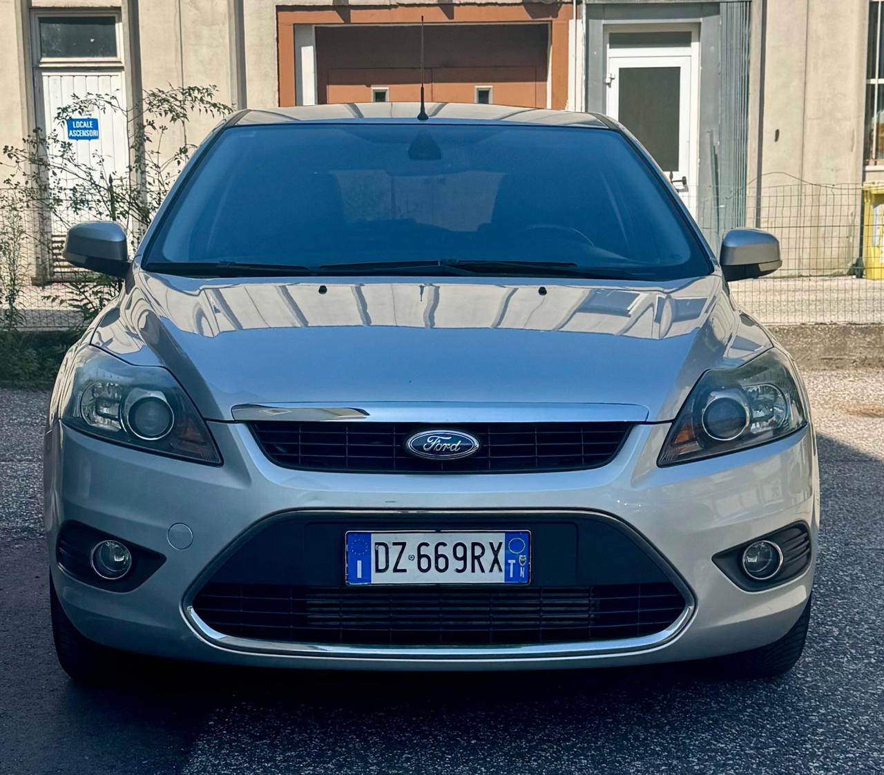 Ford Focus 1.6 TDCi (110CV) 5p. Tit. DPF