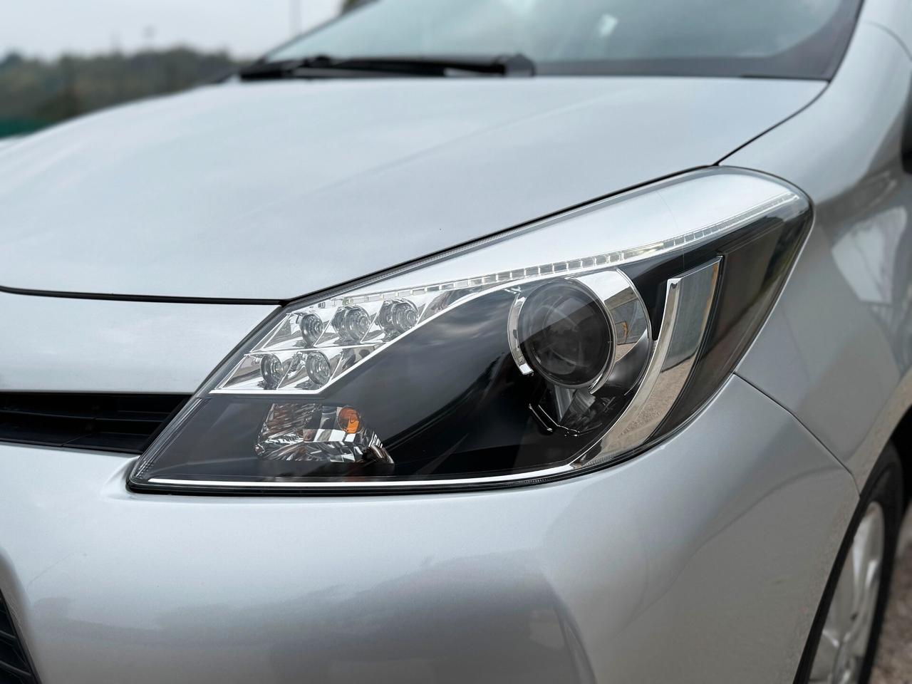 Toyota Yaris 5p 1.5h Hybrid 74cv Lounge+ | UNICO PROPRIETARIO