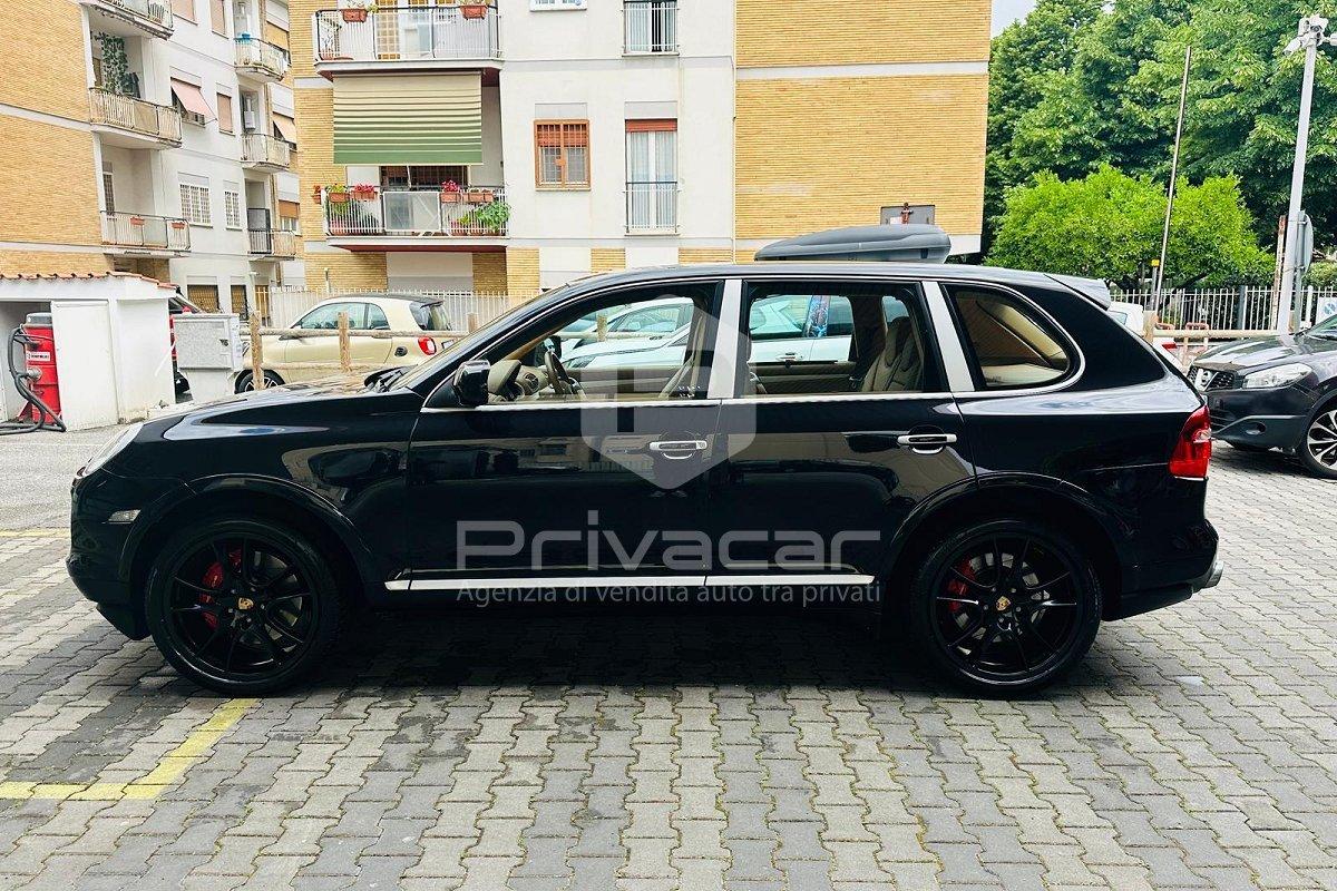 PORSCHE Cayenne 4.8 Turbo