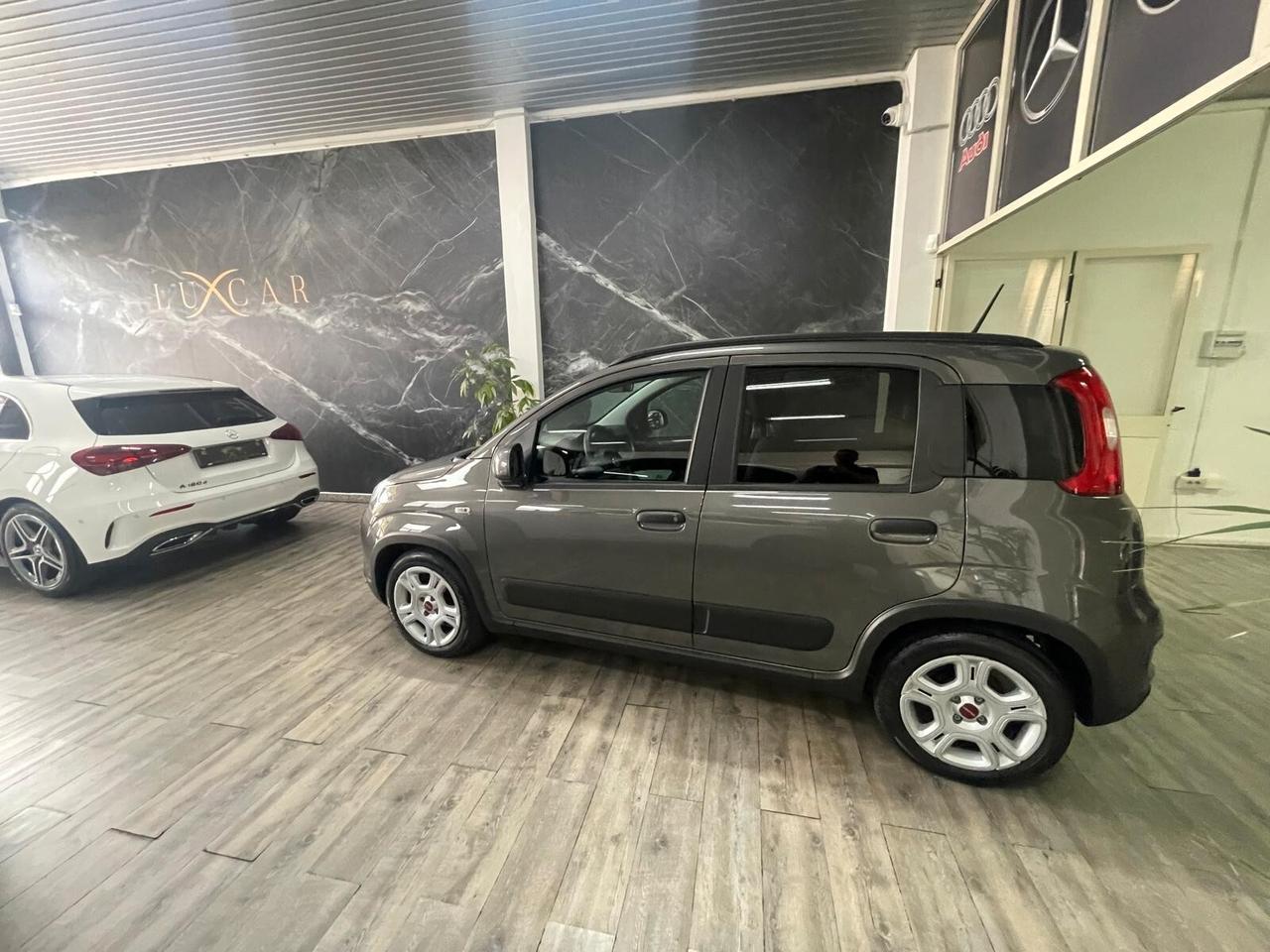 Fiat Panda 1.0 FireFly S&S Hybrid City Life 5 posti Aziendale nessun vincolo finanziario